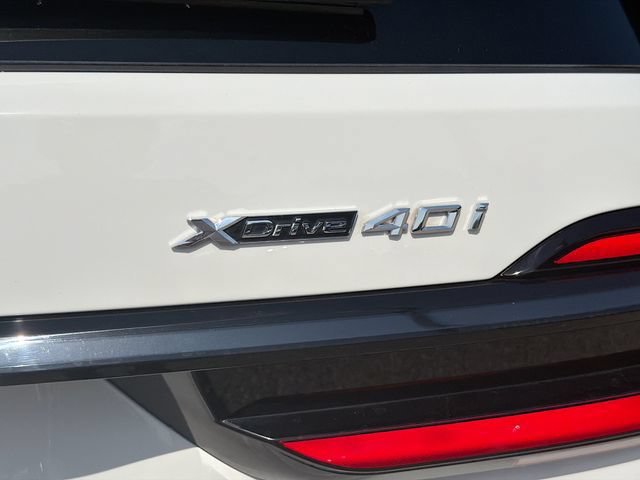 Used 2024 Alpine White BMW xDrive40i image 50