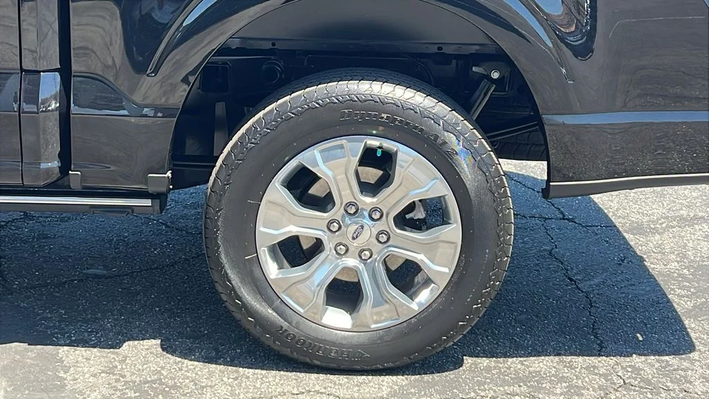 Certified Used 2023 Agate Black Metallic Ford Platinum image 6