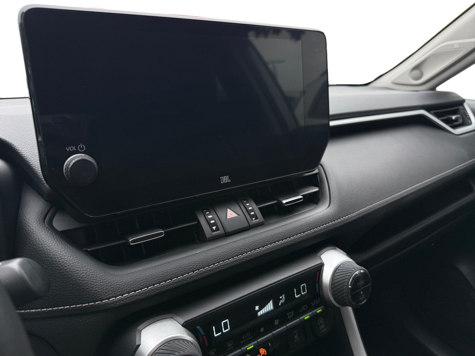 Used 2024 Silver Sky Metallic Toyota XLE Premium image 12