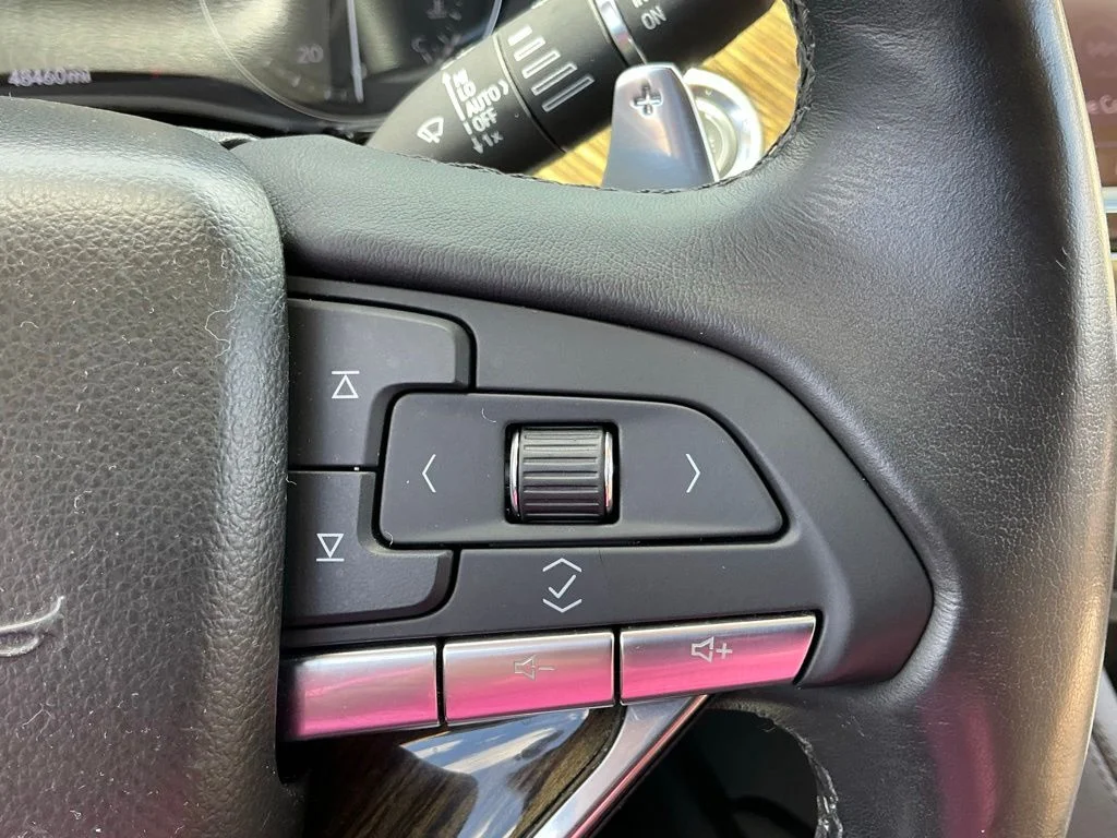 Used 2020 Red Cadillac Sport image 47