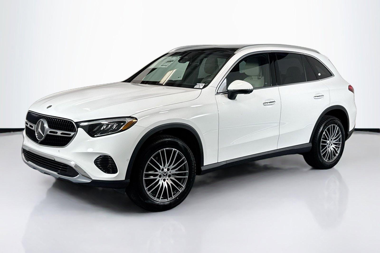 New 2026 Black Mercedes-Benz GLC 300 image 1