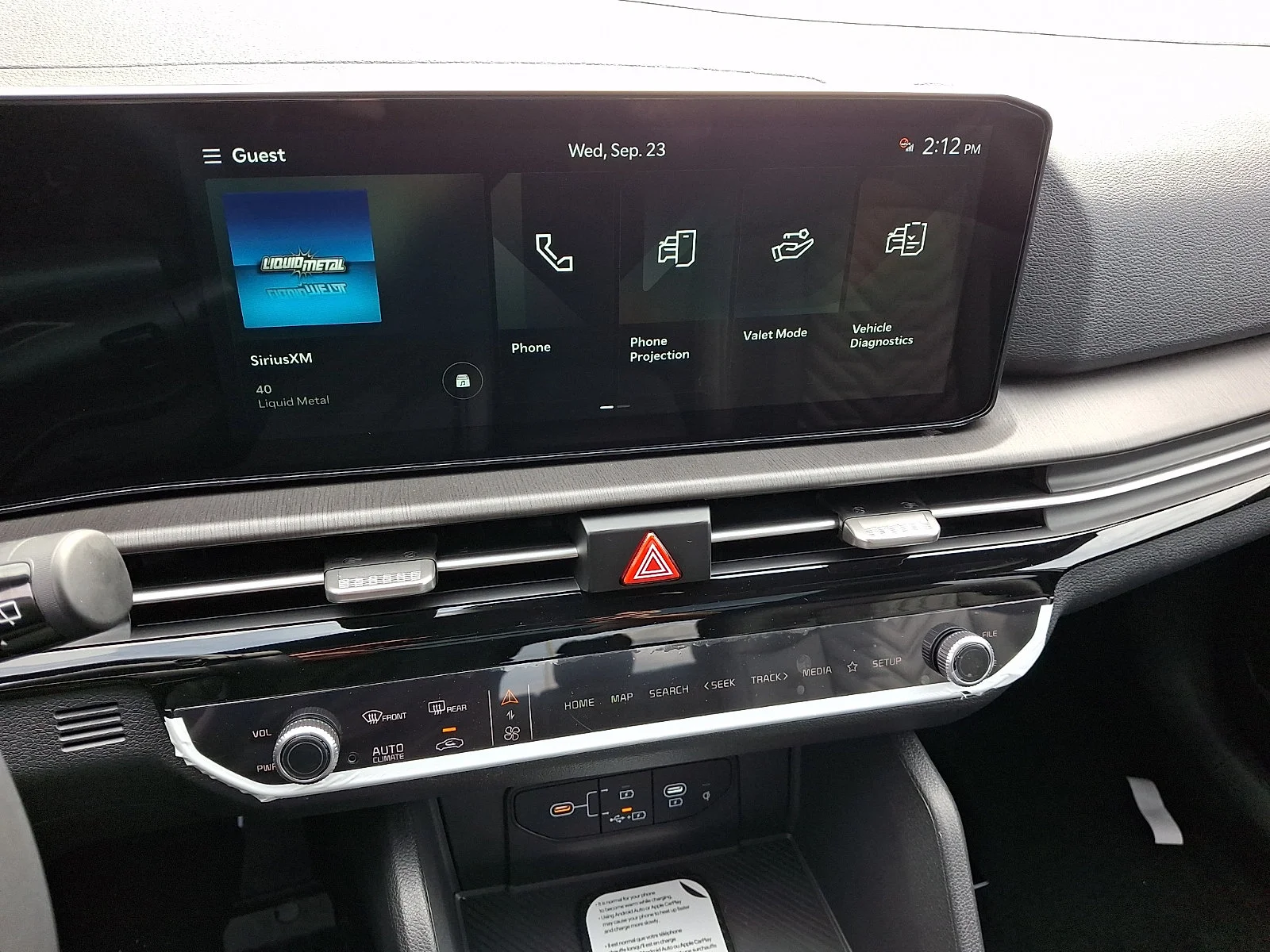 New 2027 White Kia X-Line image 17