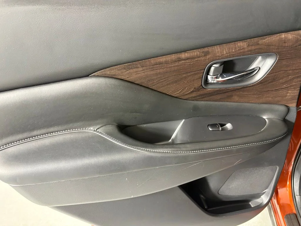 Used 2019 Orange Nissan Platinum image 38