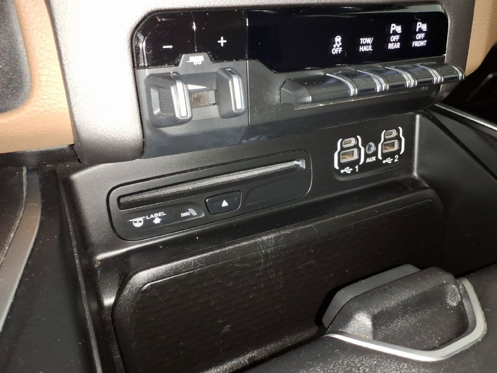 Used 2019 Brown Ram Big Horn/Lone Star image 27