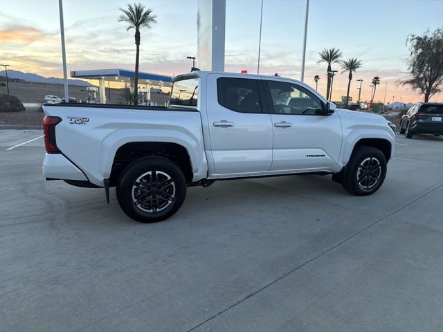 2026 Toyota Tacoma TRD Sport - Photo 4