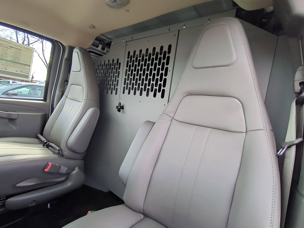 2025 Chevrolet Express Cargo Work Van - Photo 23