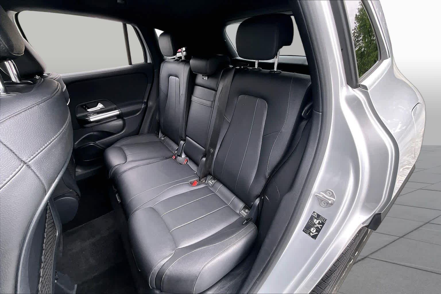 Used 2021 Iridium Silver Metallic Mercedes-Benz GLA 250 image 14