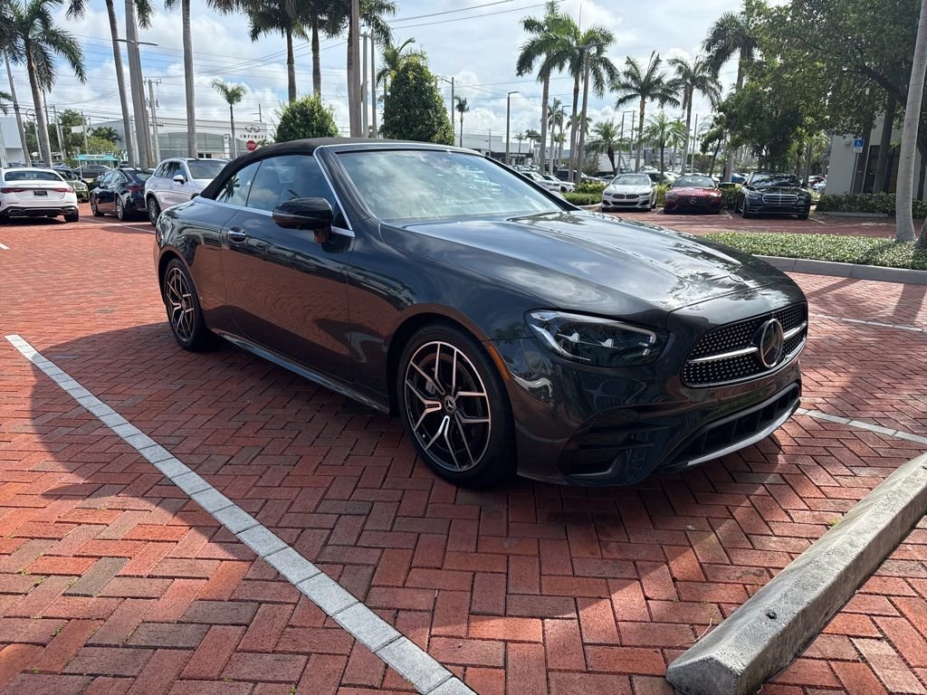 2023 Mercedes-Benz E-Class E450 Cabriolet's photo