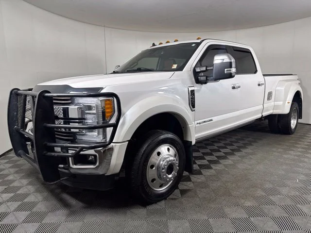Used 2019 White Ford King Ranch image 8