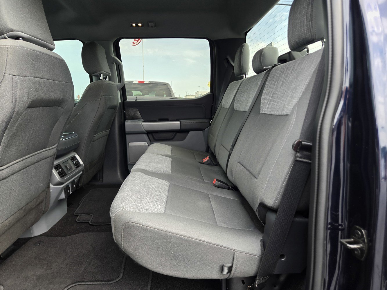 Used 2022 Antimatter Blue Metallic Ford XLT image 26