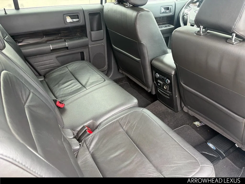 Used 2019 White Ford SEL image 30