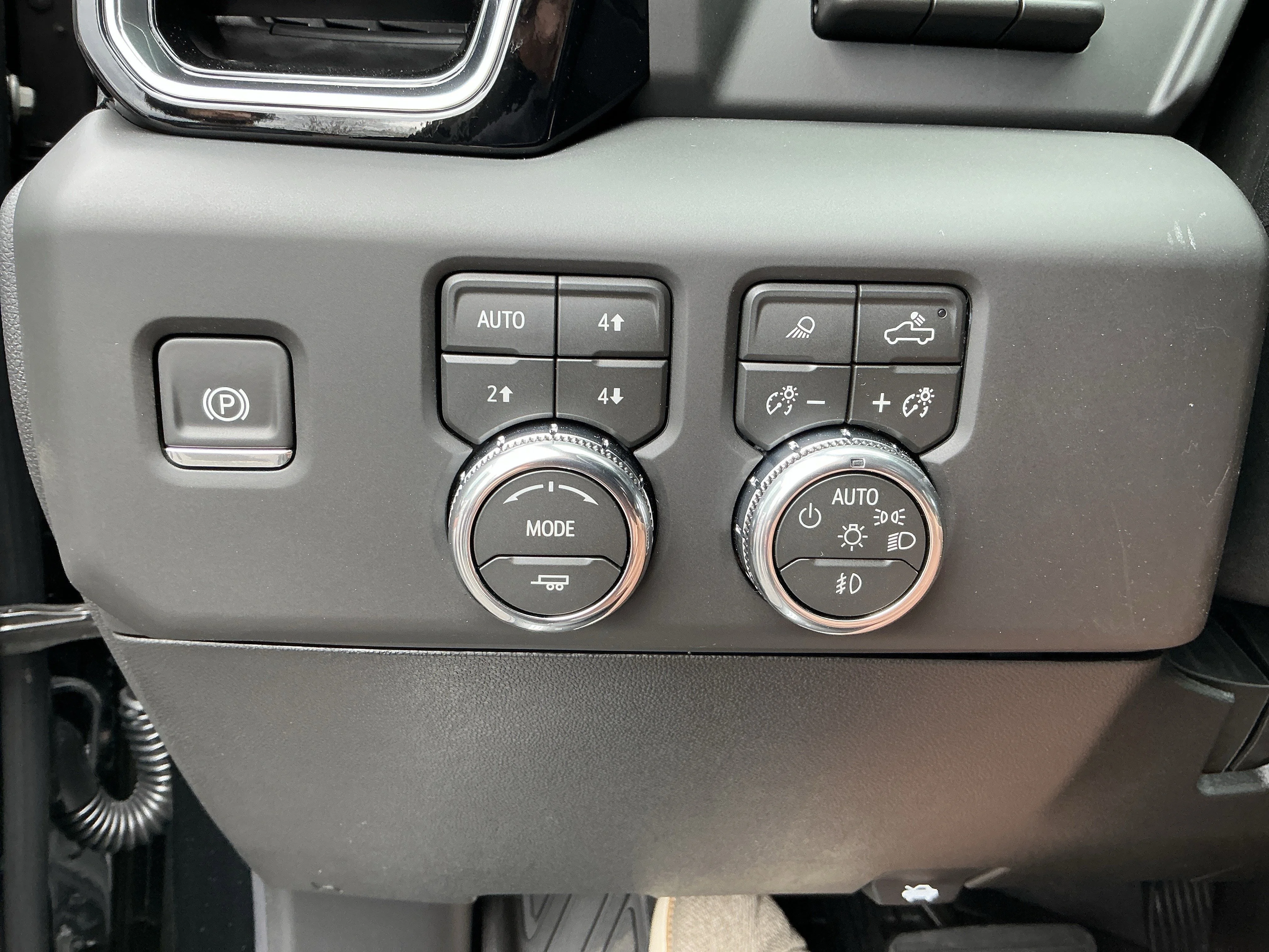 New 2026 Onyx Black GMC Denali Ultimate image 27