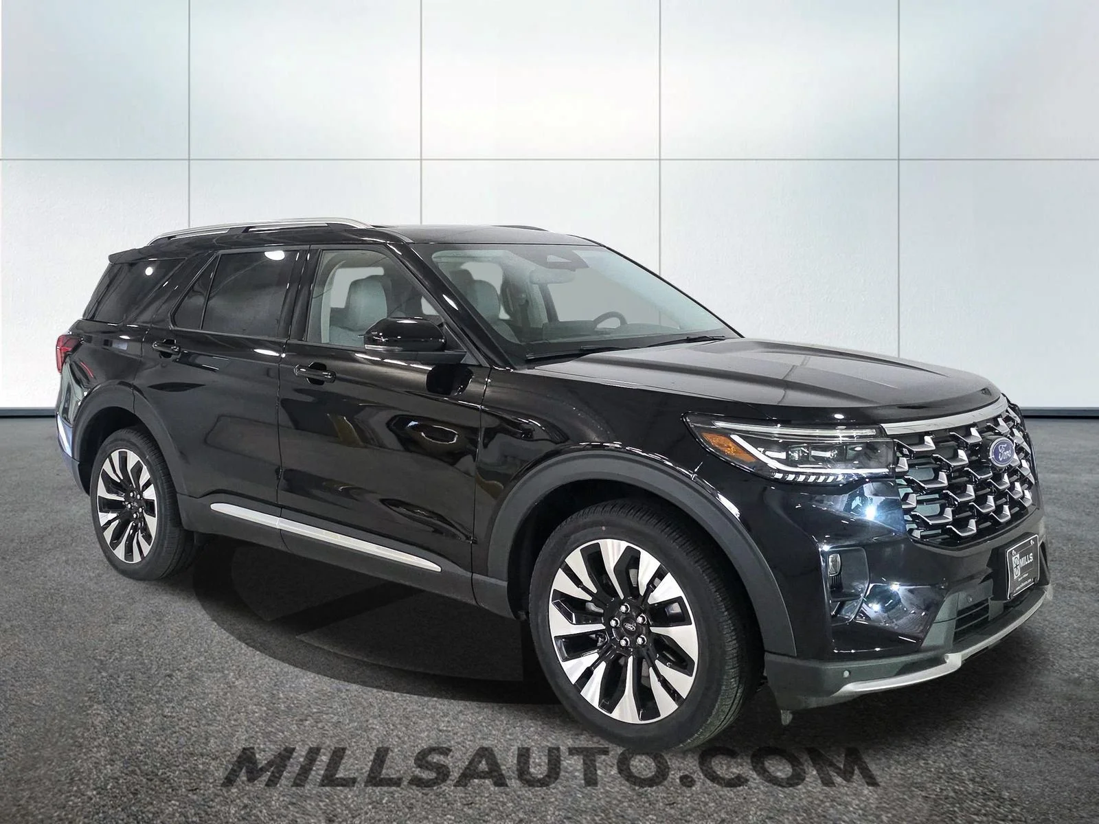 New 2026 Agate Black Metallic Ford Platinum™ image 10