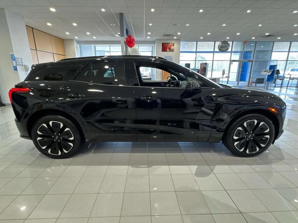 2025 Chevrolet Blazer EV RS - Photo 14