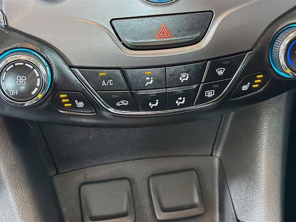 Used 2016 Blue Ray Metallic Chevrolet LT image 36