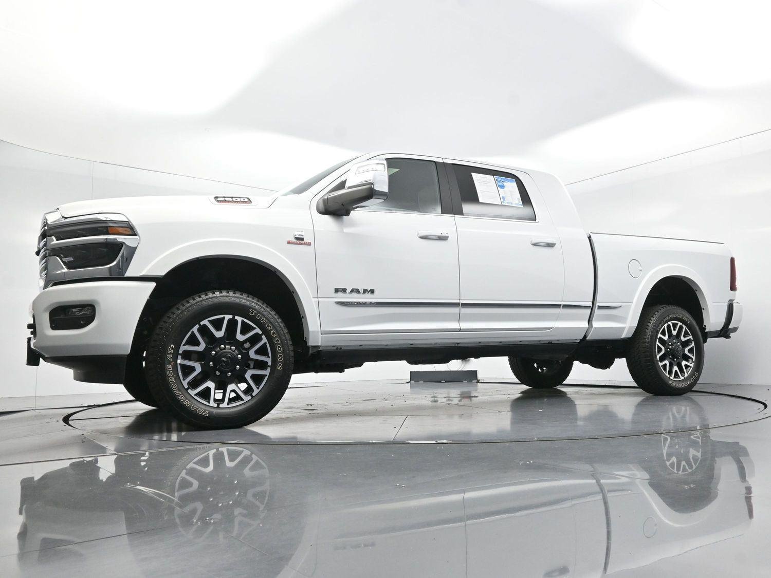 Used 2025 White Ram Limited image 51
