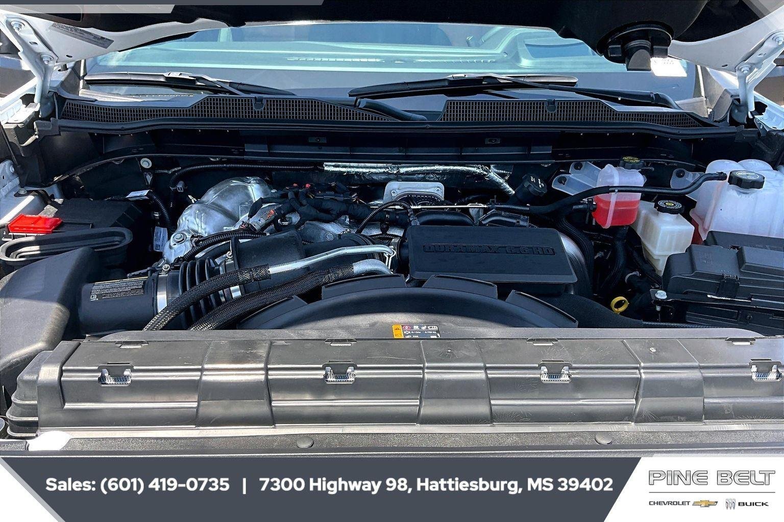 New 2026 Polar White Tricoat Chevrolet High Country image 9