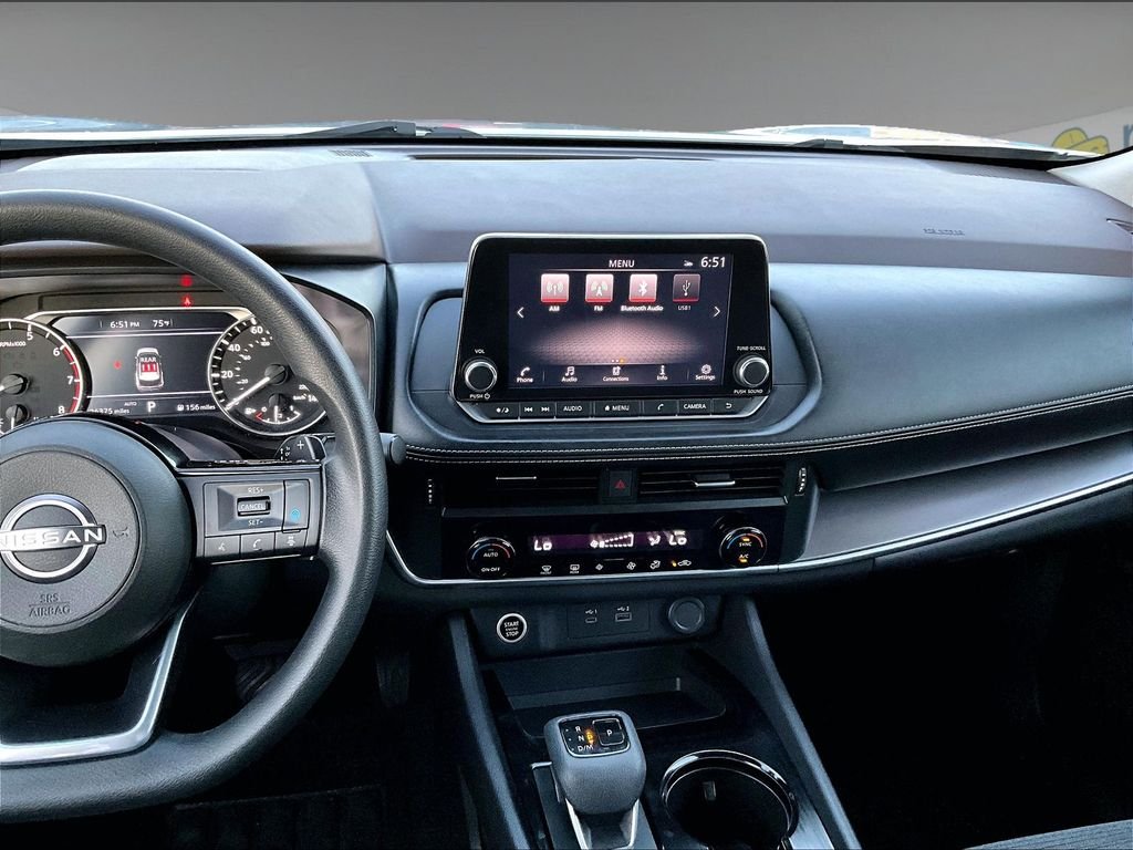 Used 2023 Silver Nissan SV image 18