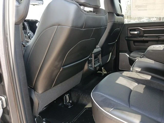 New 2026 Granite Crystal Metallic Clear-Coat Exterior Paint RAM Laramie image 12