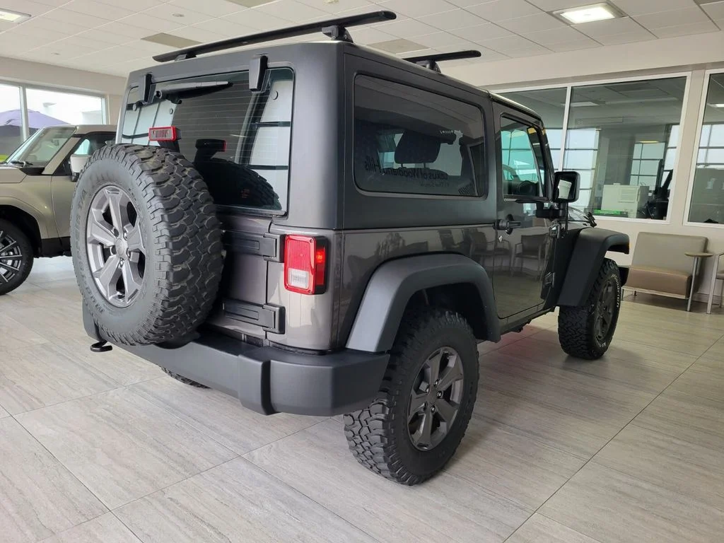 Used 2017 Gray Jeep Sport image 5