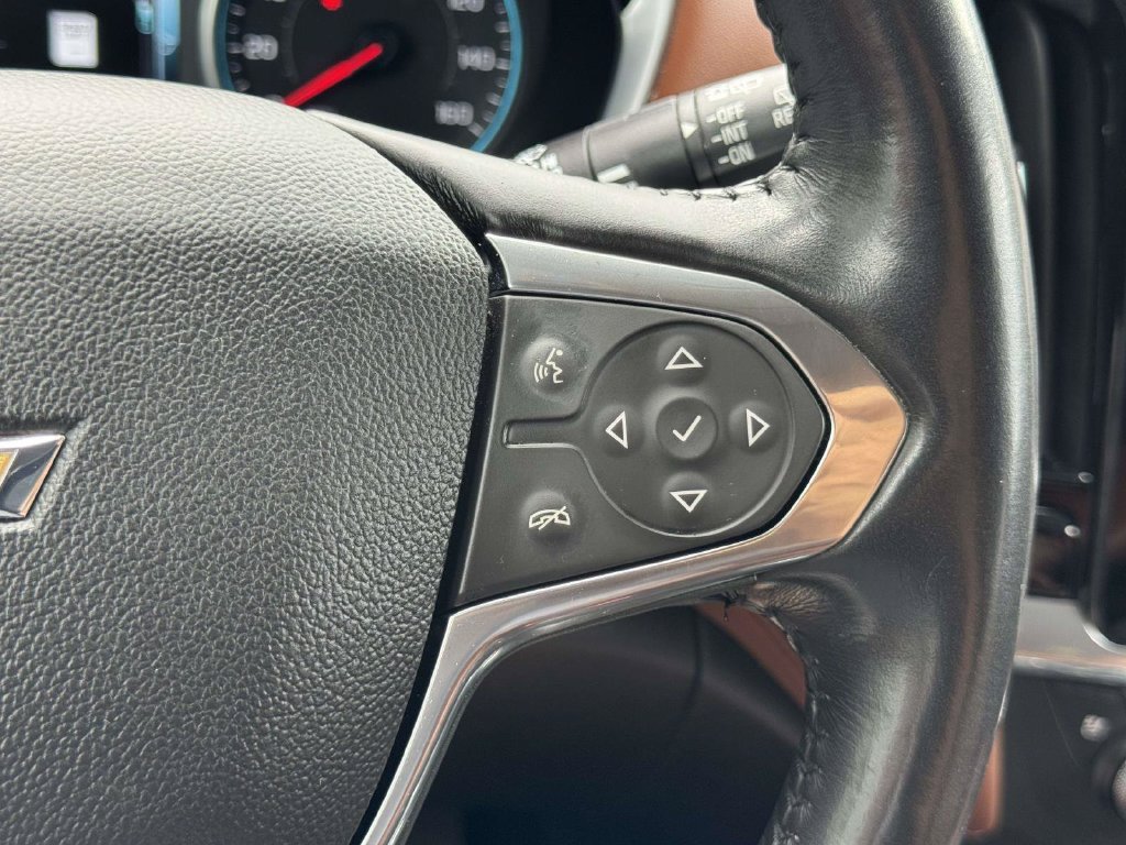 Used 2018 Beige Chevrolet High Country image 13