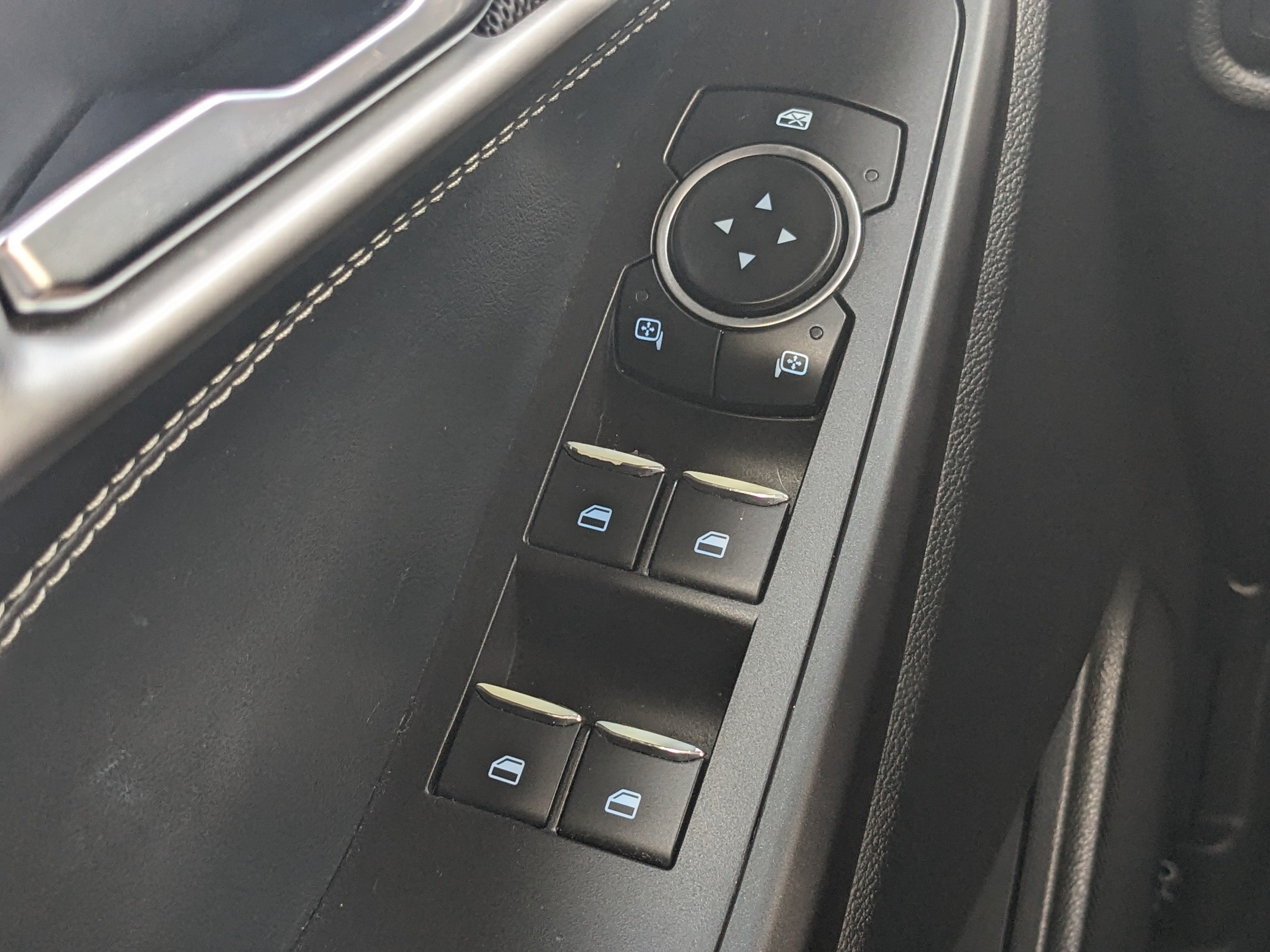 Used 2020 Iconic Silver Metallic Ford XLT image 18