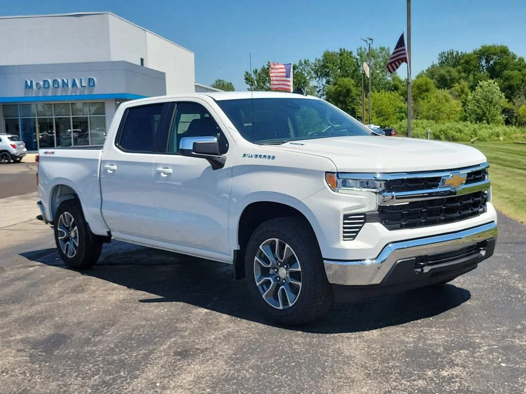 New 2026 Summit White Chevrolet LT (2FL) image 2