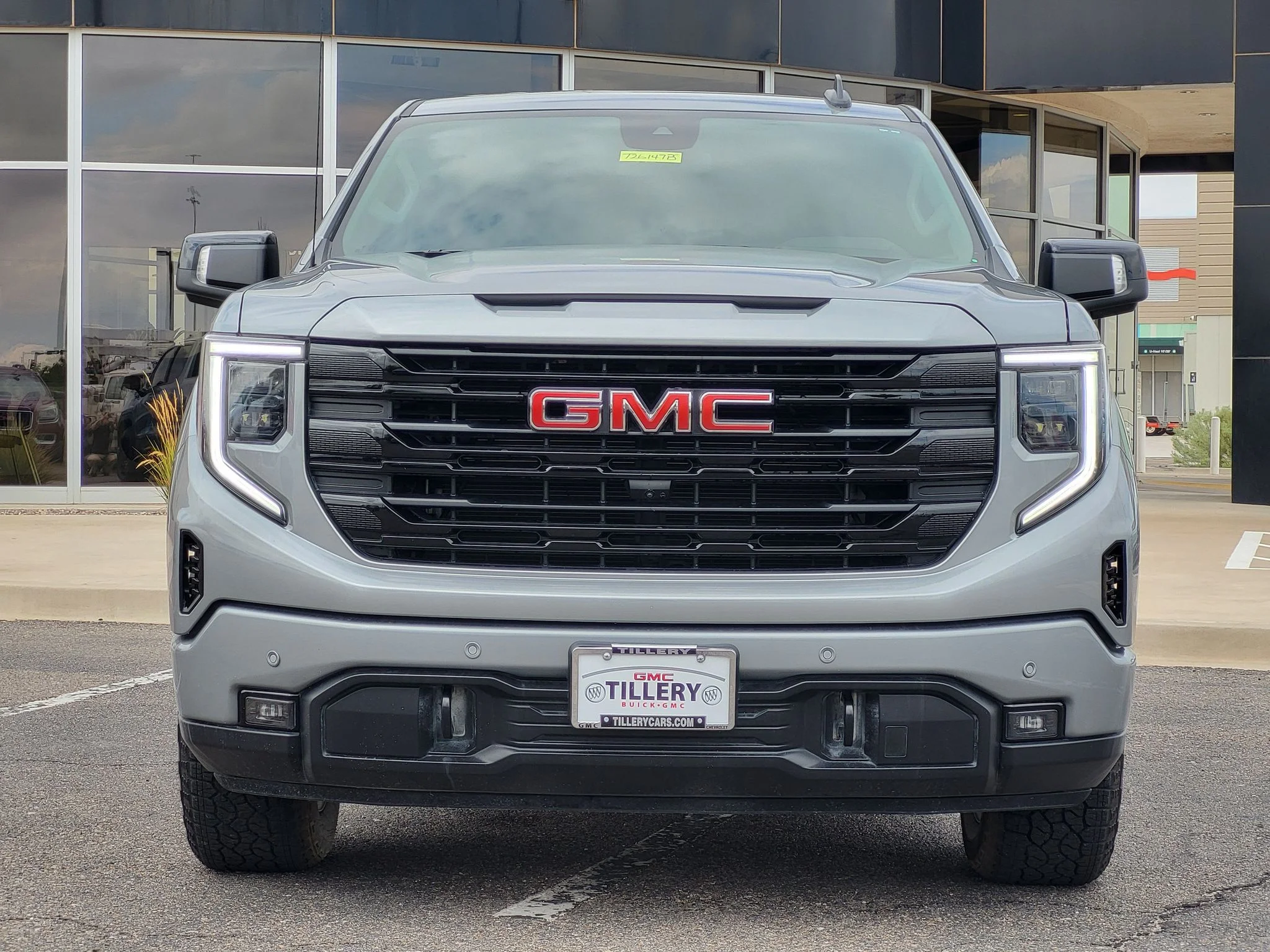 Used 2025 Sterling Metallic GMC Elevation image 3