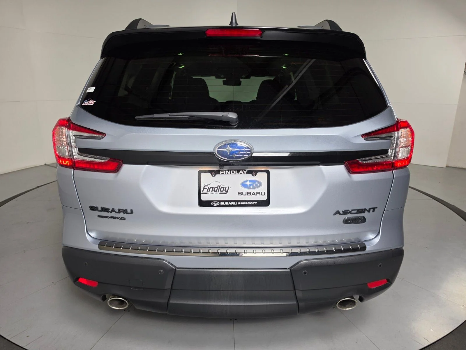 New 2026 Silver Subaru Onyx Edition Touring image 4