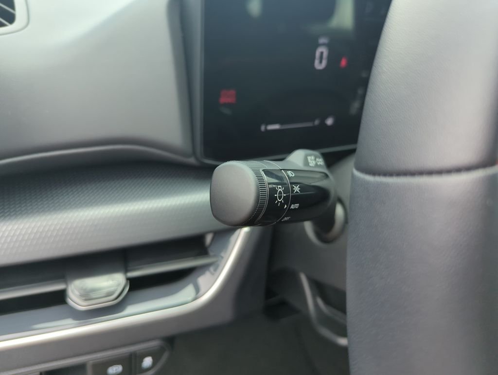 New 2026 Snow White Pearl Kia GT-Line image 21