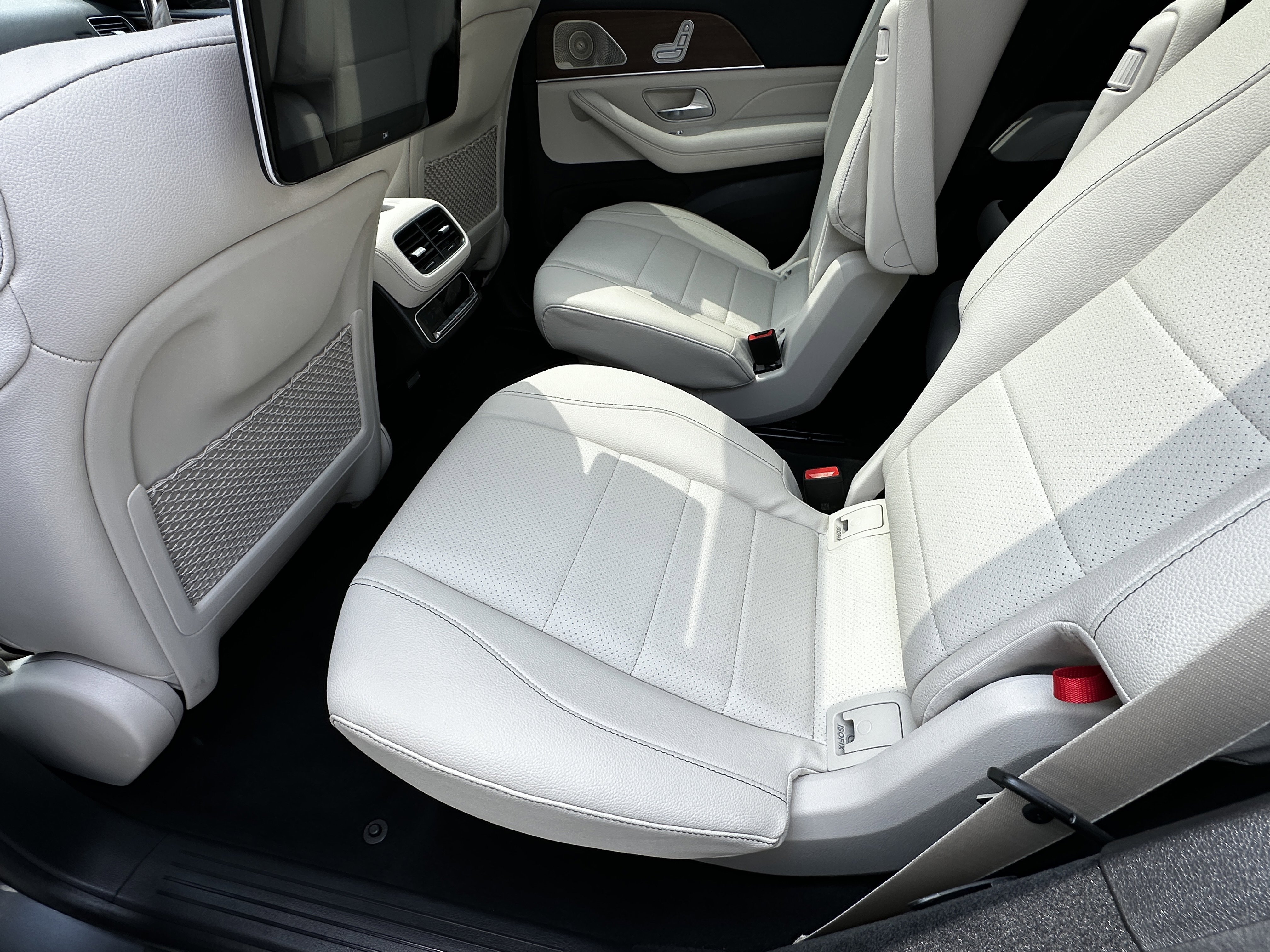 Certified Used 2024 Gray Mercedes-Benz GLS 450 image 25
