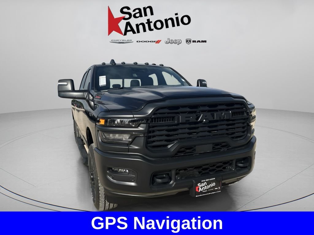 New 2026 Diamond Black Crystal Pearl-Coat Exterior Paint RAM Tradesman image 2