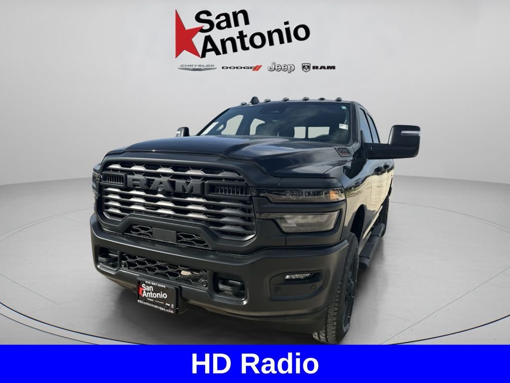 New 2026 Diamond Black Crystal Pearl-Coat Exterior Paint RAM Tradesman image 7