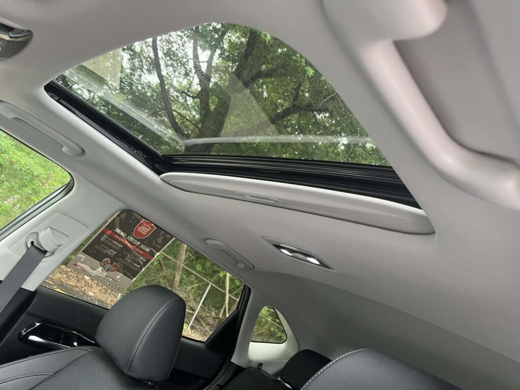 Certified Used 2024 Gravity Gray Kia EX image 5