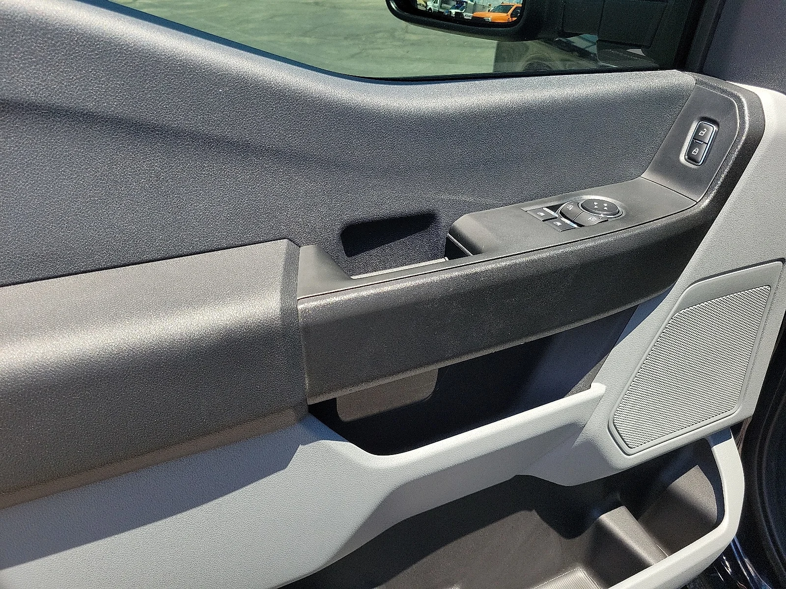 New 2025 Antimatter Blue Metallic Ford F-350&reg; XL image 9