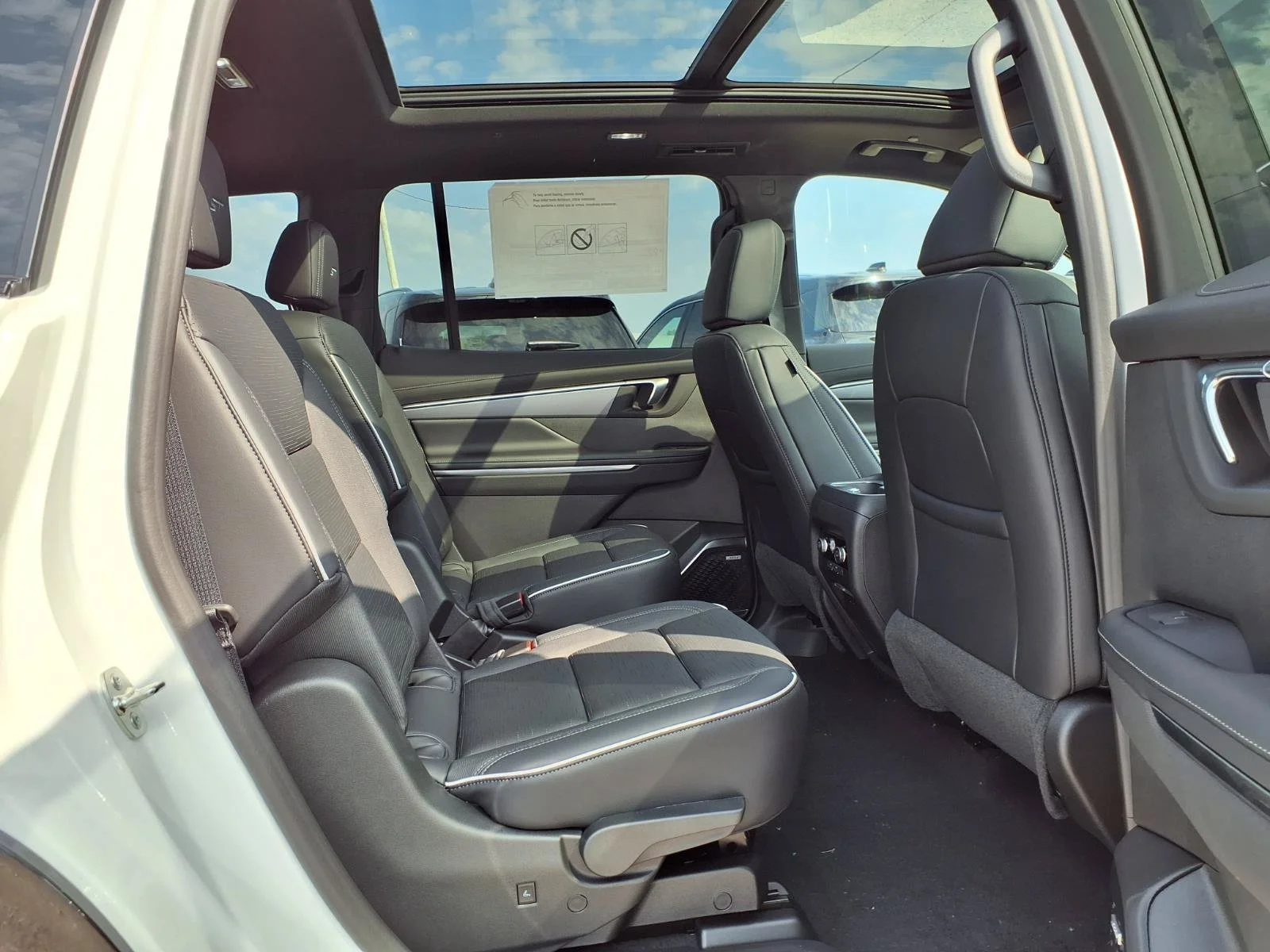 2026 Buick Enclave Sport Touring - Photo 21