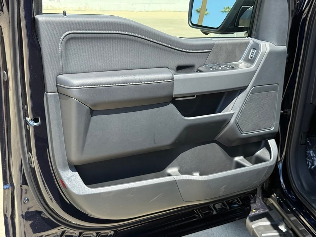 New 2026 Antimatter Blue Metallic Ford XLT image 15
