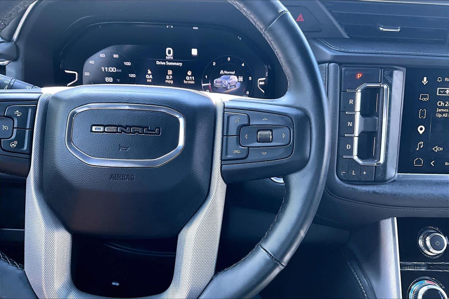 Used 2023 Onyx Black GMC Denali image 25