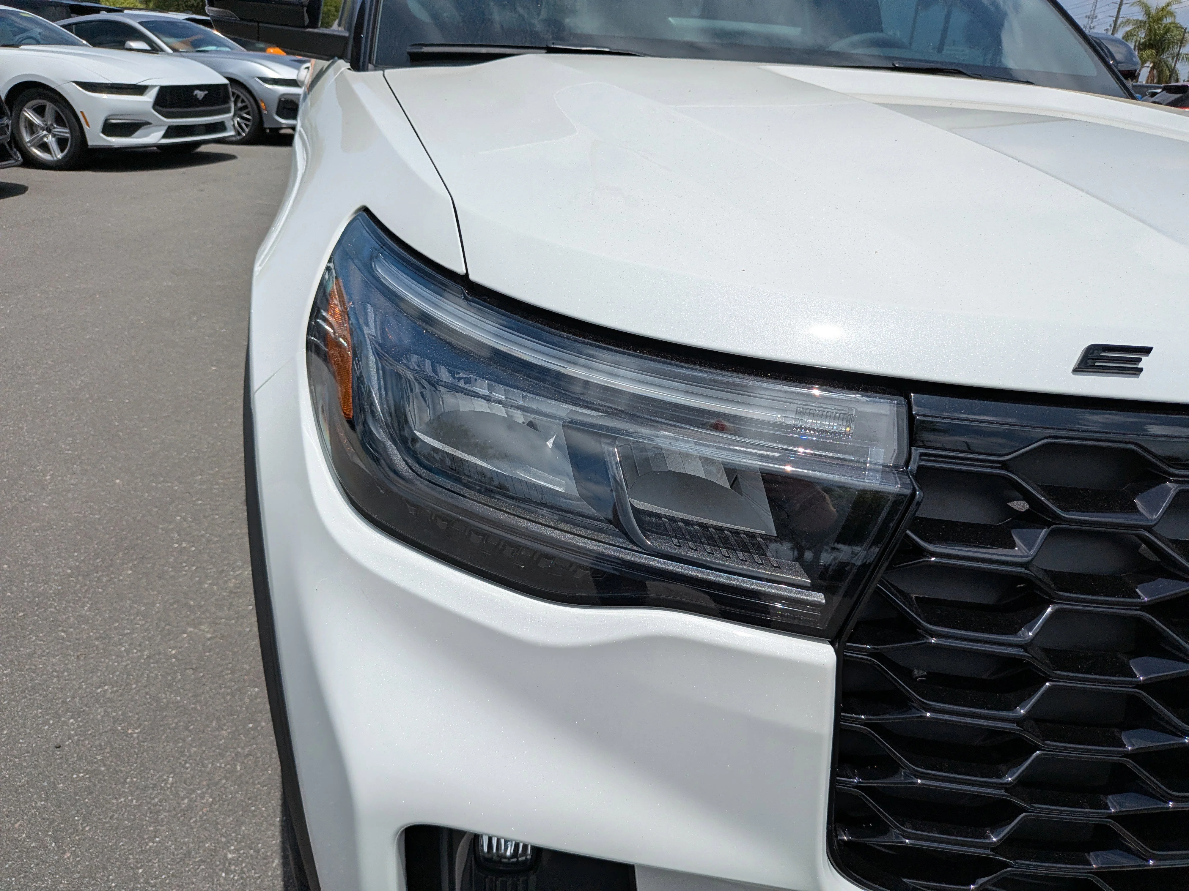 New 2026 Star White Metallic Tri-Coat Ford ST image 9