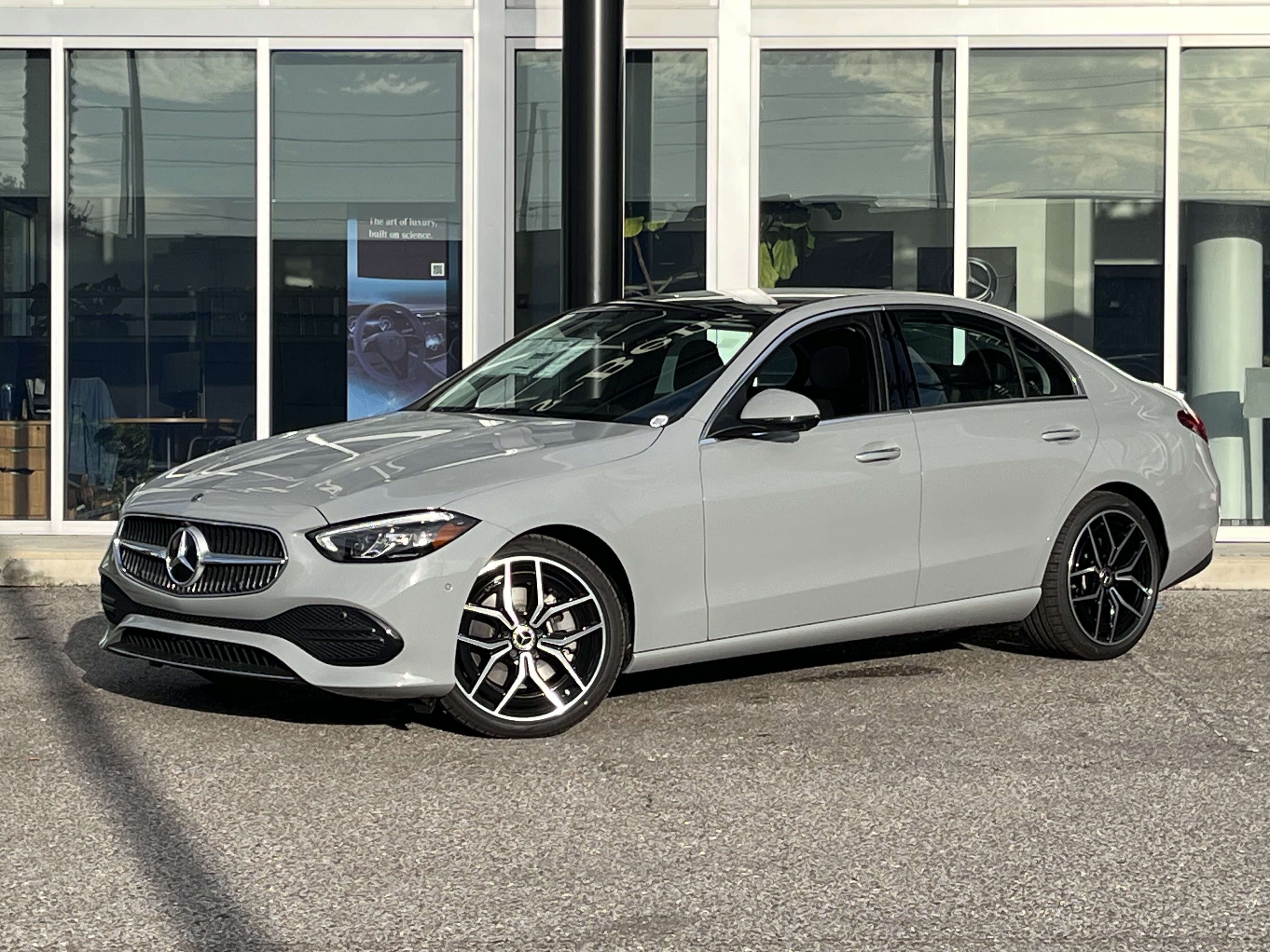 New 2026 MANUFAKTUR Alpine Grey Mercedes-Benz C 300 image 2
