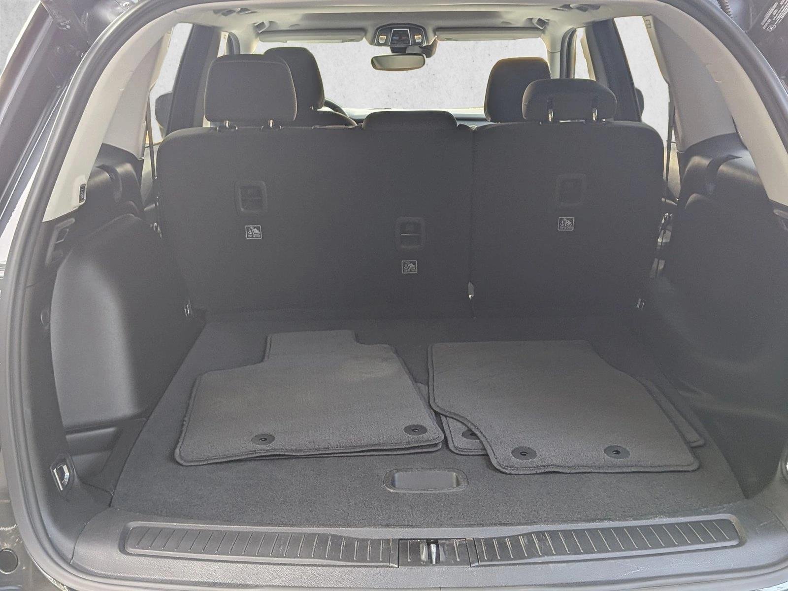 Used 2023 Baltic Gray Metallic Clearcoat Jeep Laredo image 6