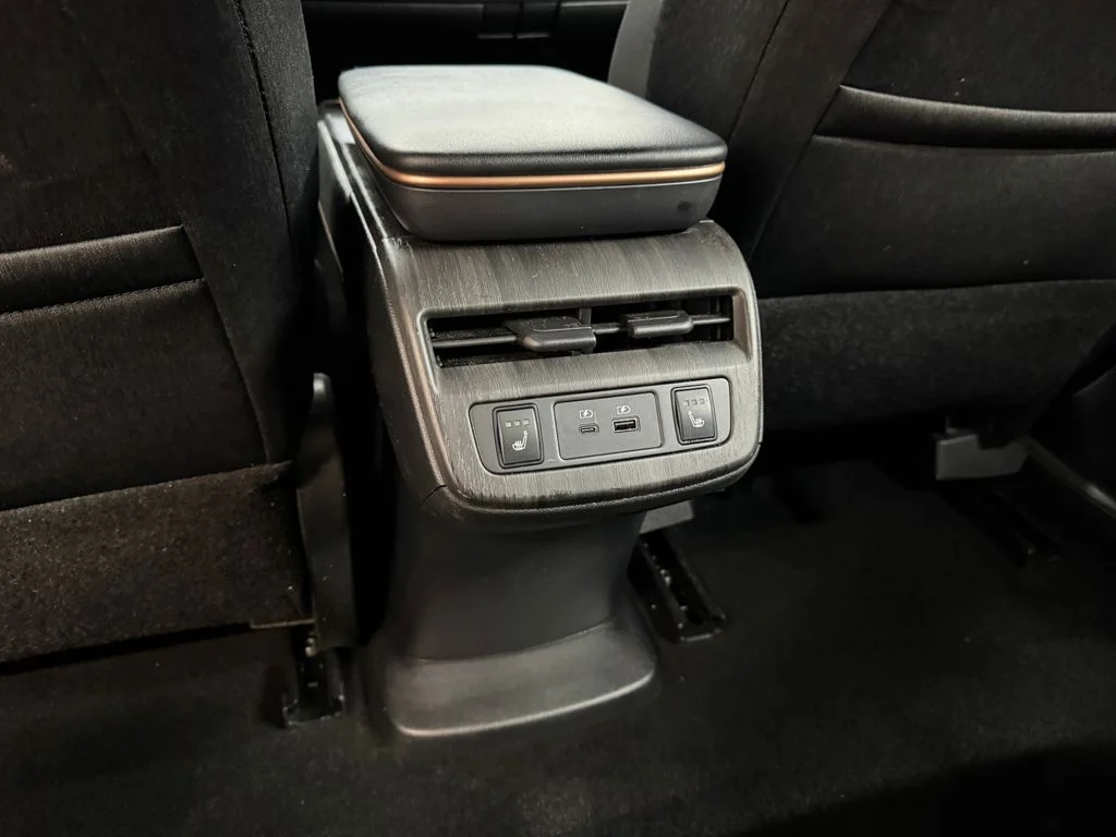 Used 2023 Gray Nissan ENGAGE image 26