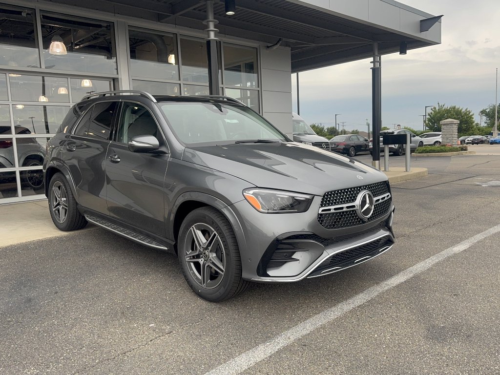 New 2026 Selenite Grey Metallic Mercedes-Benz GLE 450 4MATIC® image 5