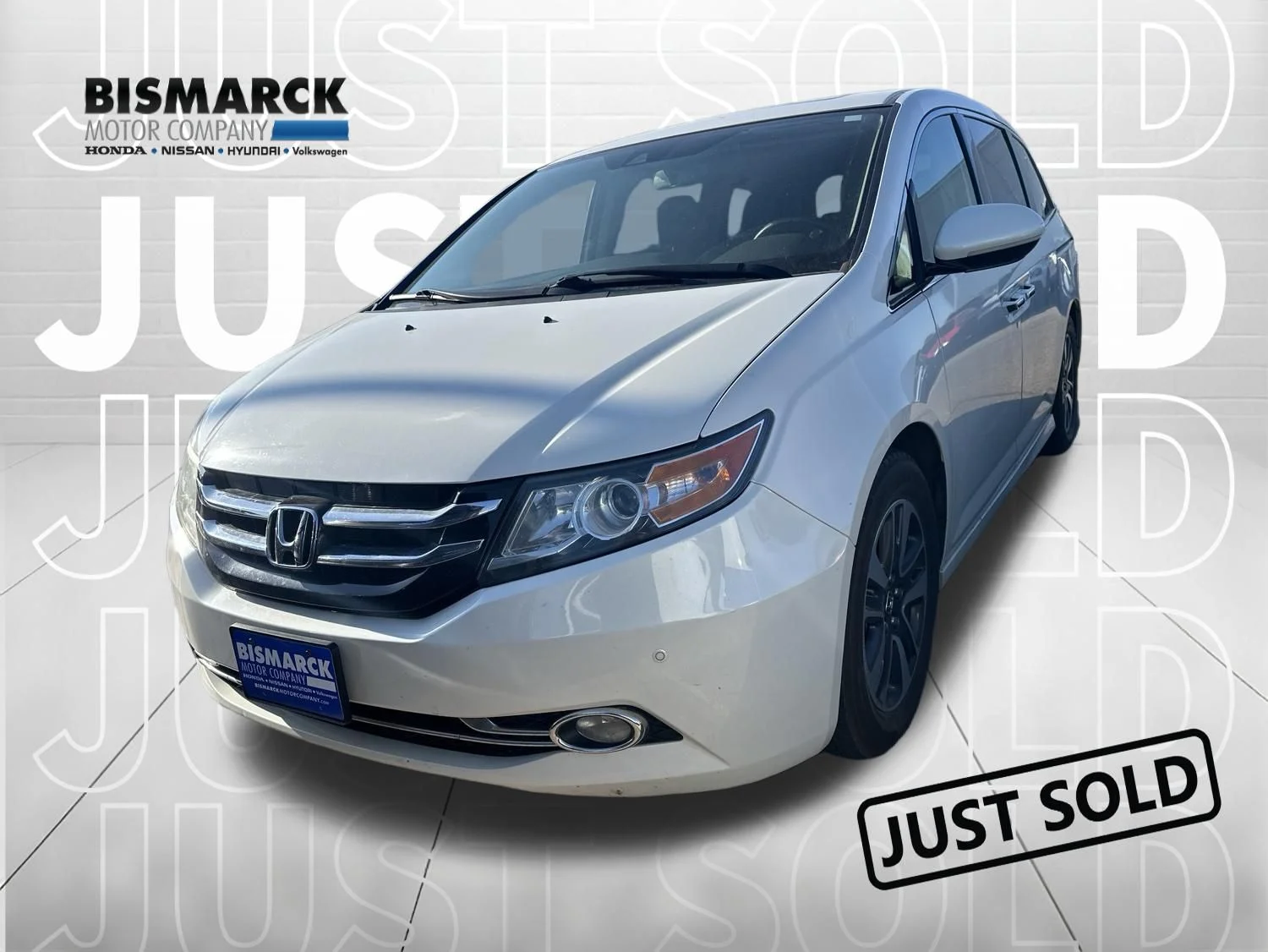 2015 Honda Odyssey Touring Elite's photo