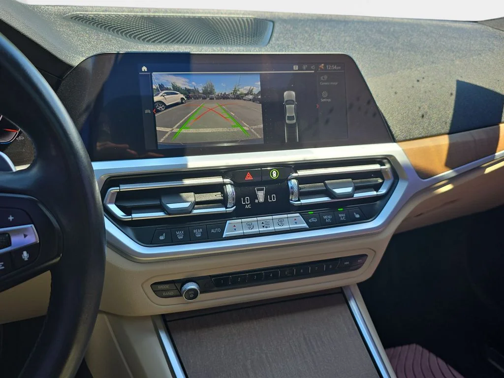Used 2020 Black BMW 330i image 23