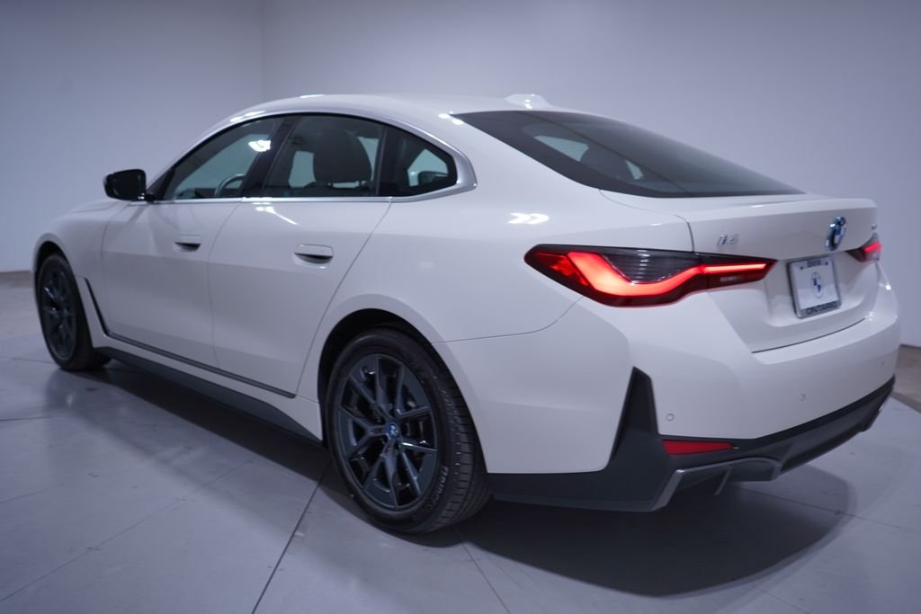 Certified Used 2023 Alpine White BMW eDrive35 image 3