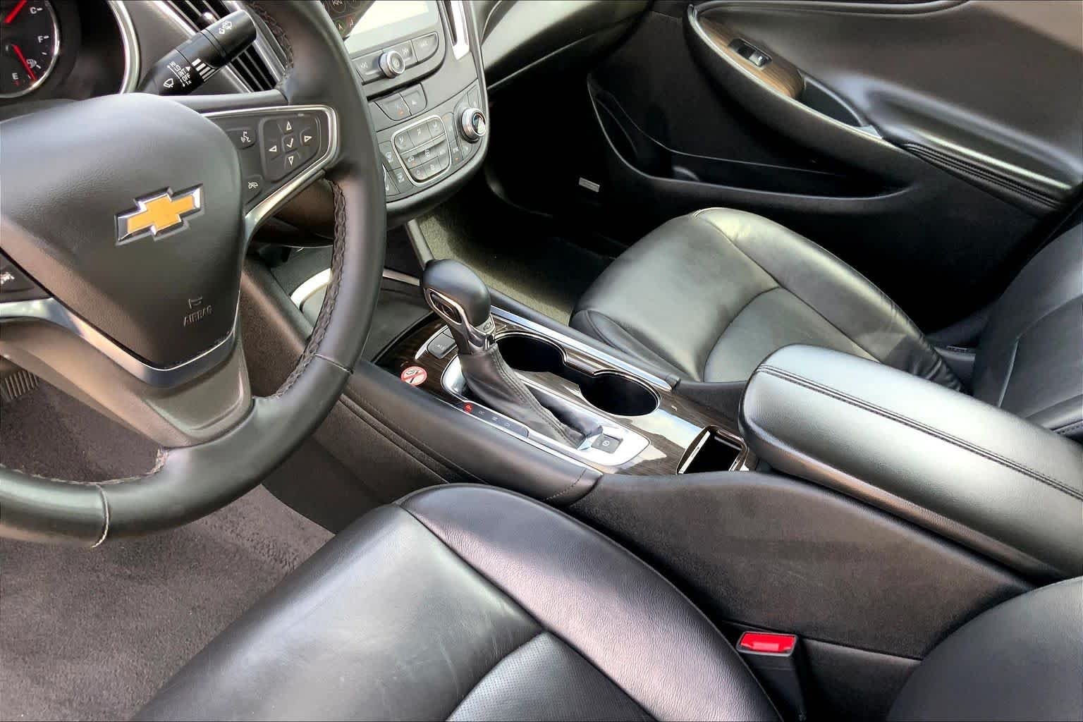 Used 2024 Mineral Gray Metallic Chevrolet LT image 16