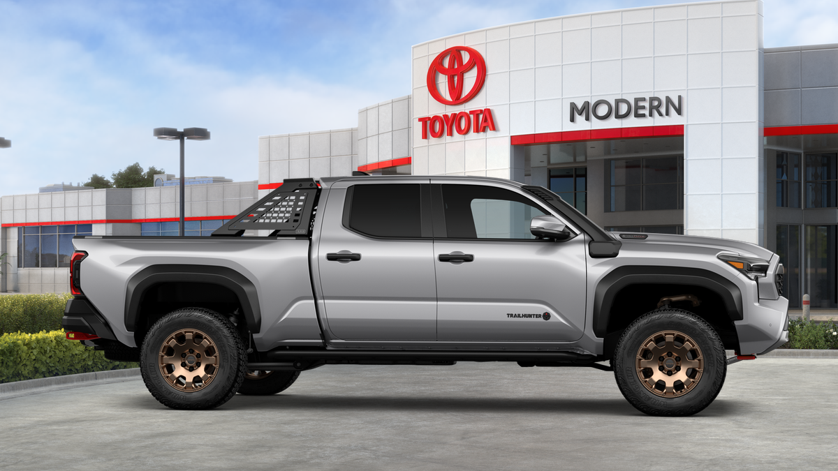 New 2025 Celestial Silver M Toyota Trailhunter image 97