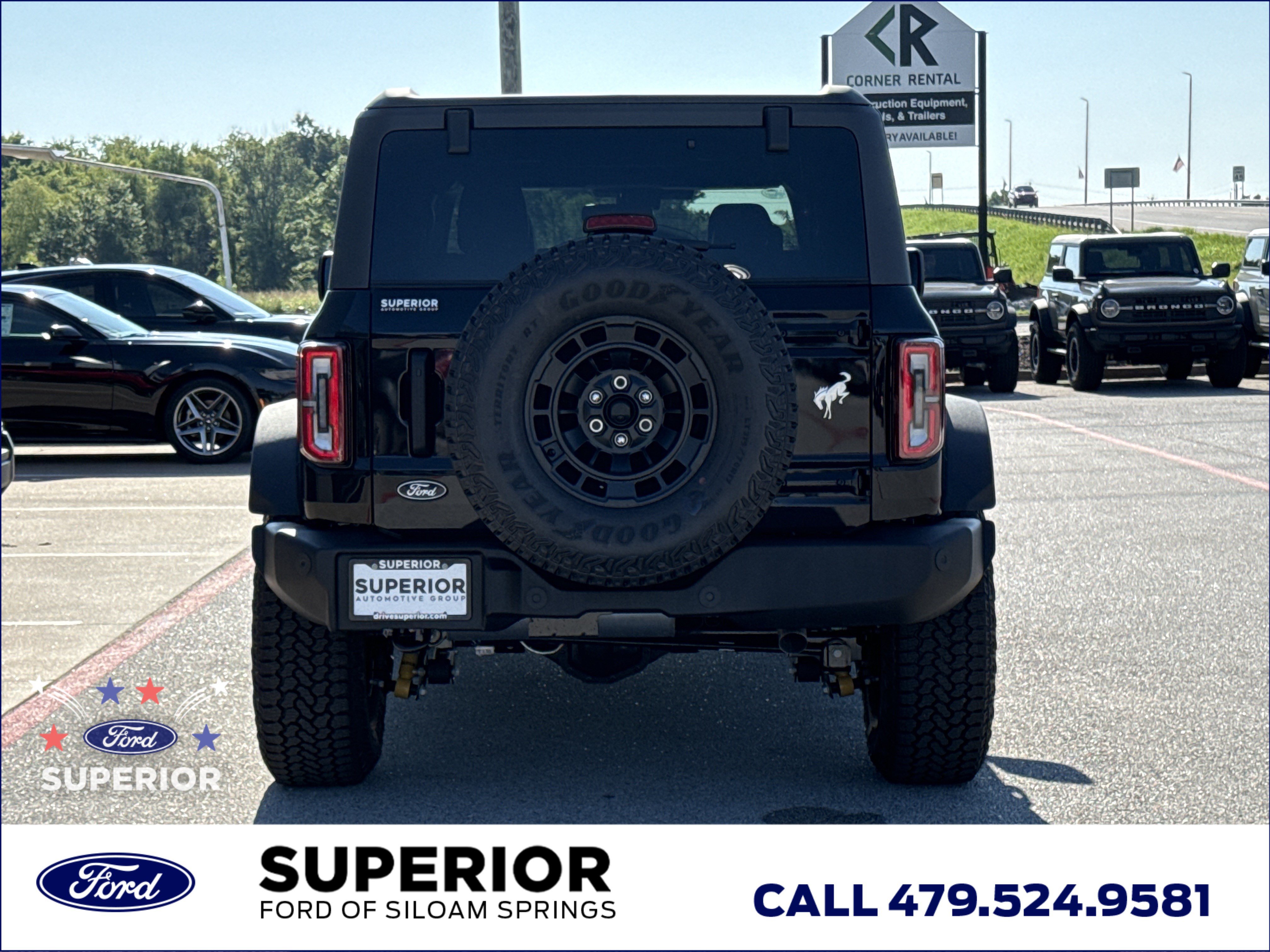 New 2026 Shadow Black Ford Outer Banks 4WD image 5