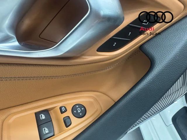 Used 2025 White BMW sDrive M40i image 27